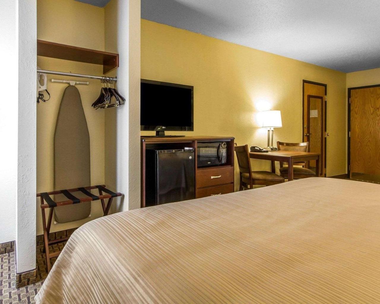 Quality Inn La Crosse Buitenkant foto